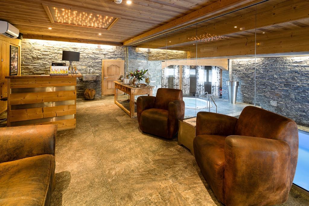 Fer A Cheval Hotel Megeve Exterior photo
